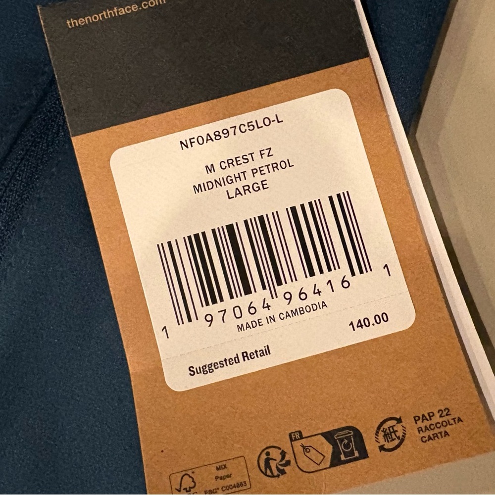 NEW North Face Crest Full-Zip Fleece Lightweight Cozy Outdoors Zippered Pockets - Picture 8 of 10